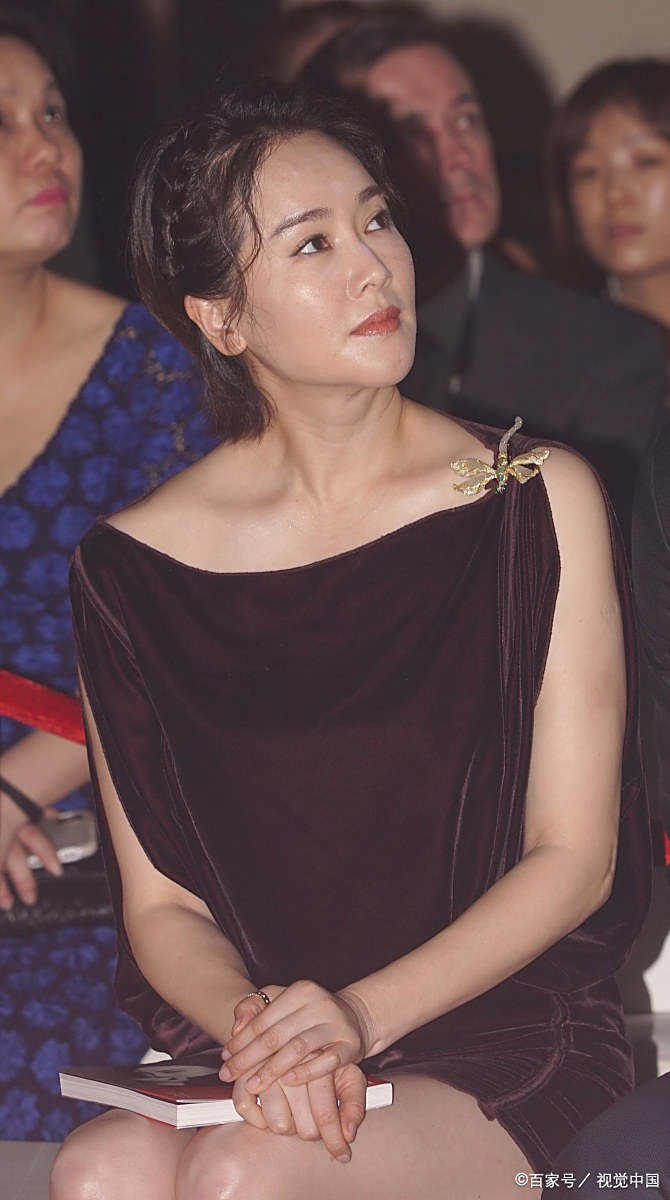 IM电竞下载app-关于战术调整首场状态出色，切尔西观众沸腾！，Scout重返赛场再创辉煌时刻的信息